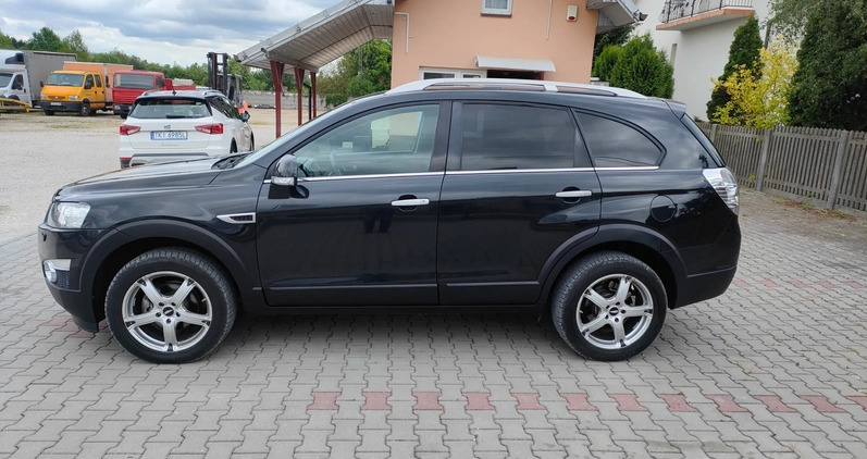 Chevrolet Captiva cena 39500 przebieg: 177000, rok produkcji 2011 z Staszów małe 529